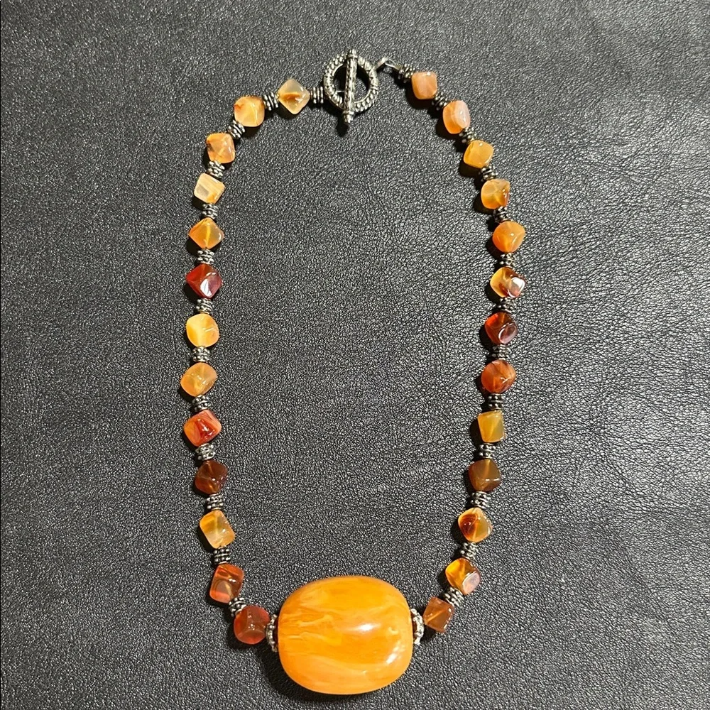 Cornelian Polished Stones With Bakelite Focal Point Large Bead Vintage Necklace